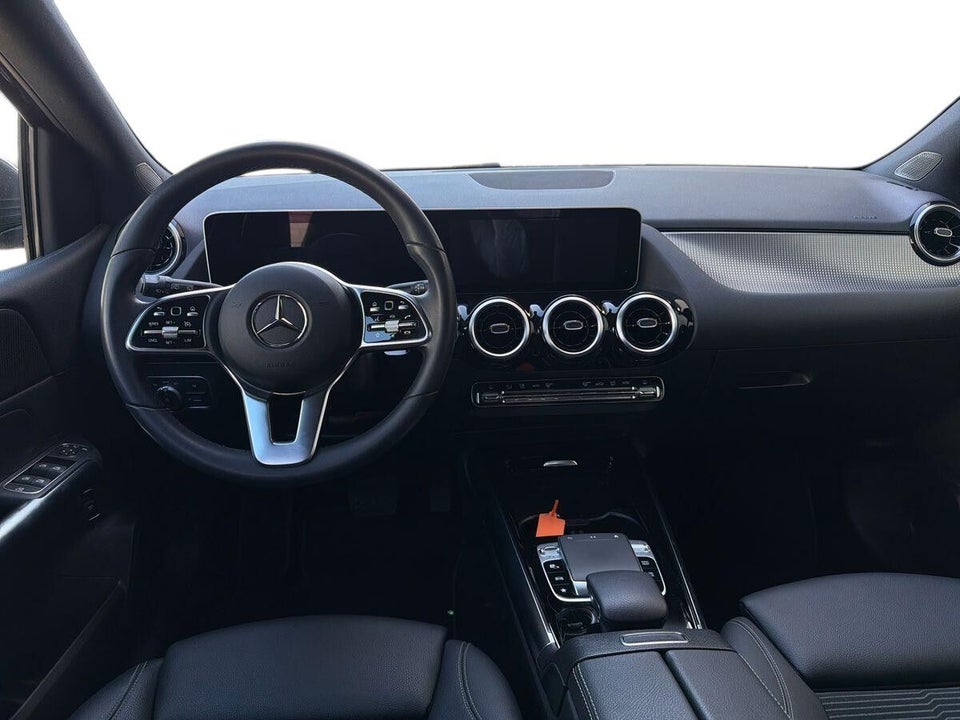 Mercedes B200 1,3 Progressive aut. 5d