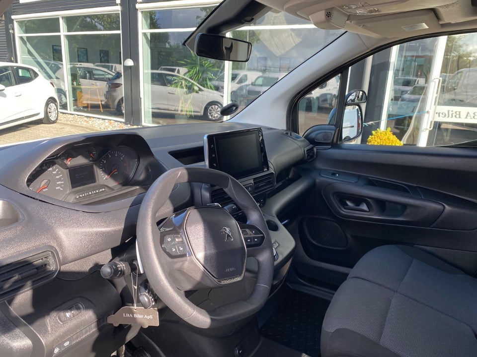 Peugeot Partner 1,5 BlueHDi 130 L1V1 Plus EAT8 Van