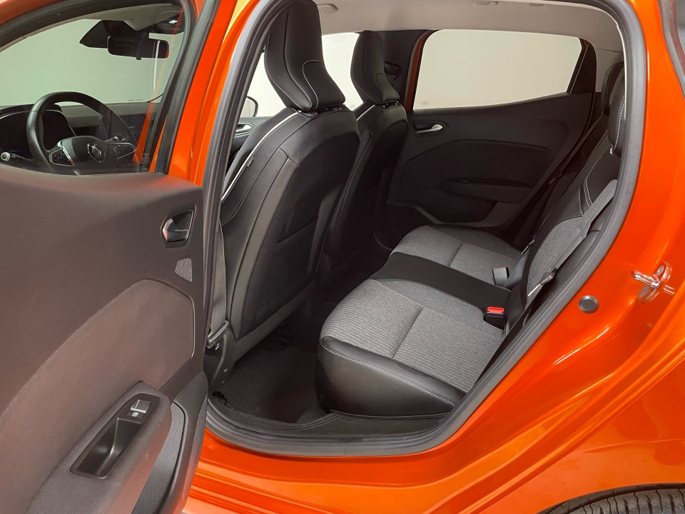 Renault Clio V 1,0 TCe 100 Intens 5d