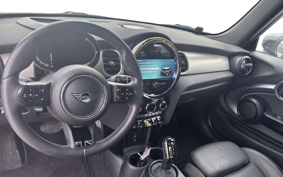 MINI Cooper SE Yours Trim 3d