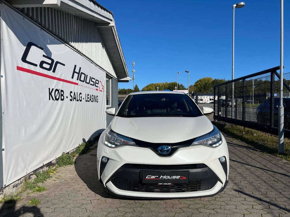 Toyota C-HR 1,8 Hybrid C-LUB Premium CVT 5d