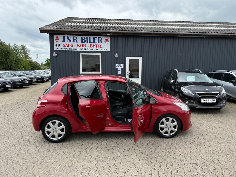 Peugeot 208 1,2 VTi Active 5d