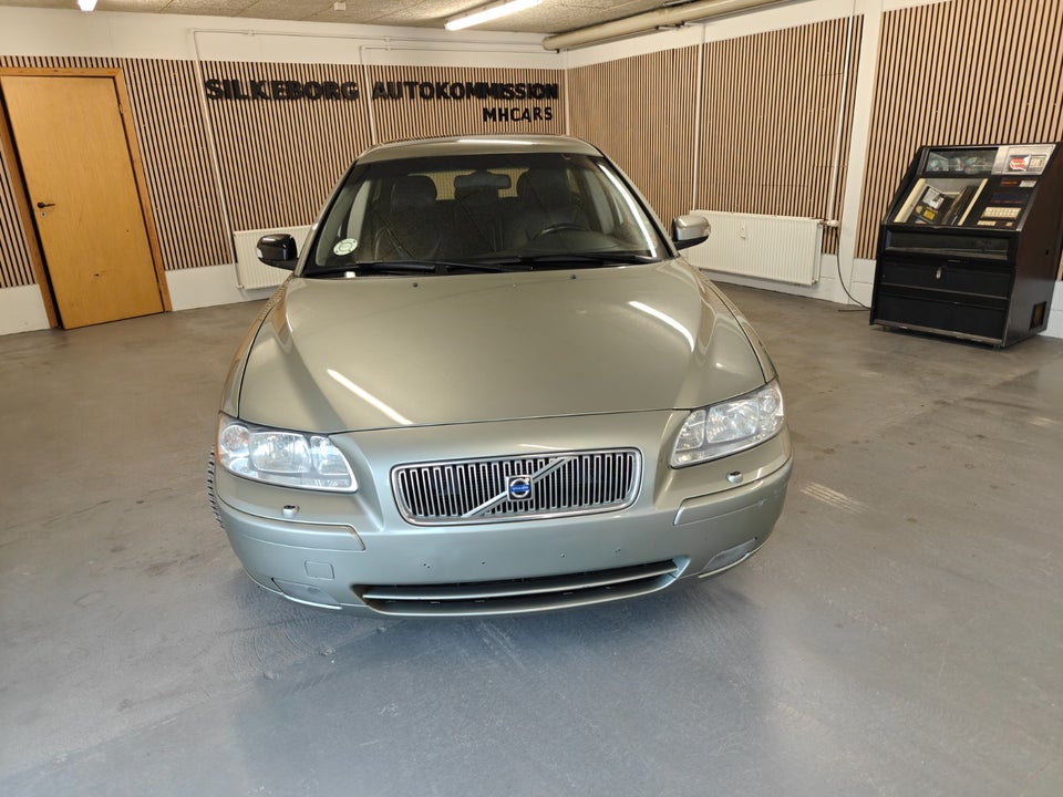 Volvo V70 2,4 170 Classic 5d