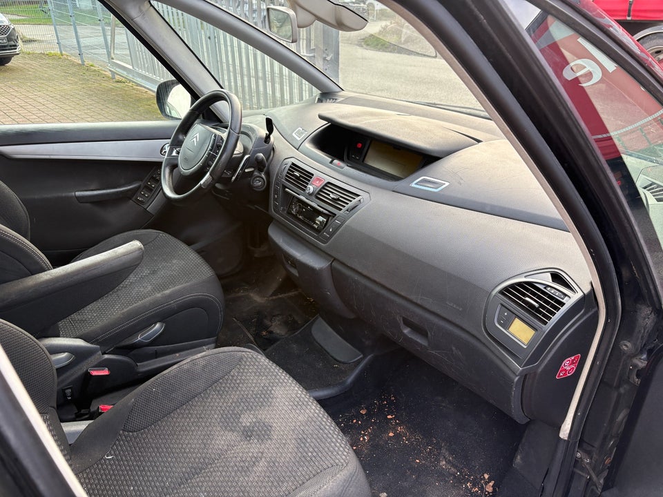 Citroën Grand C4 Picasso 1,6 HDi 110 VTR E6G 7prs 5d