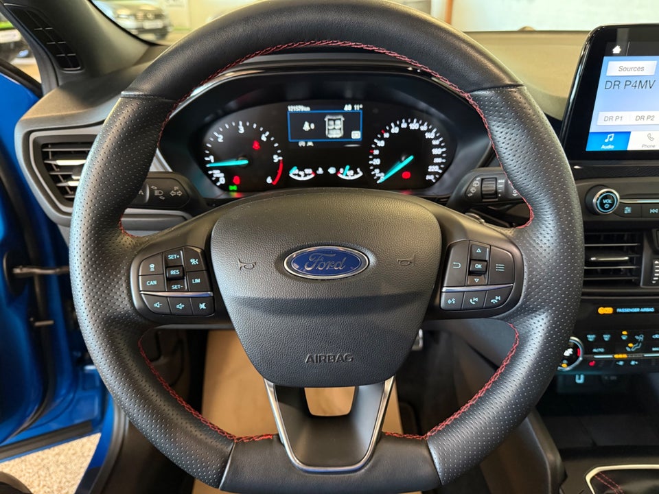 Ford Focus 1,5 EcoBlue ST-Line Business stc. 5d