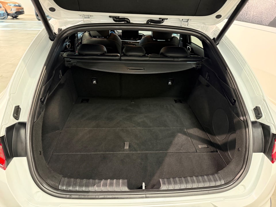 Kia ProCeed 1,6 T-GDi GT DCT 5d