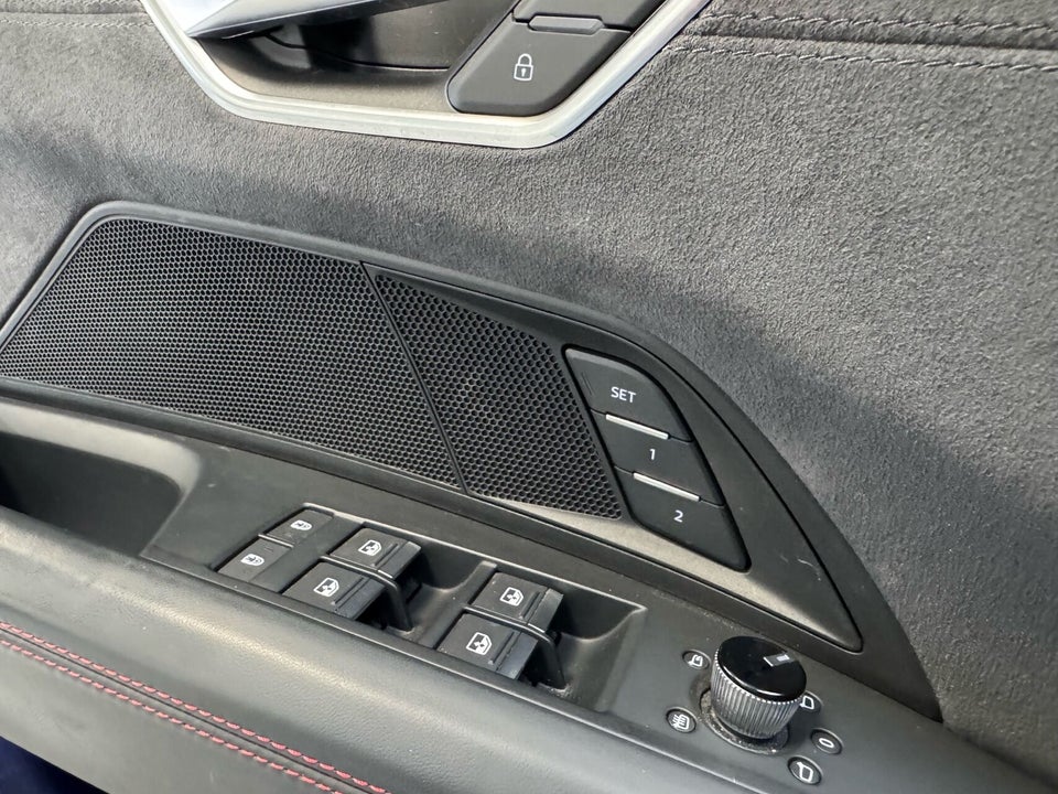 Audi RS e-tron GT quattro 4d