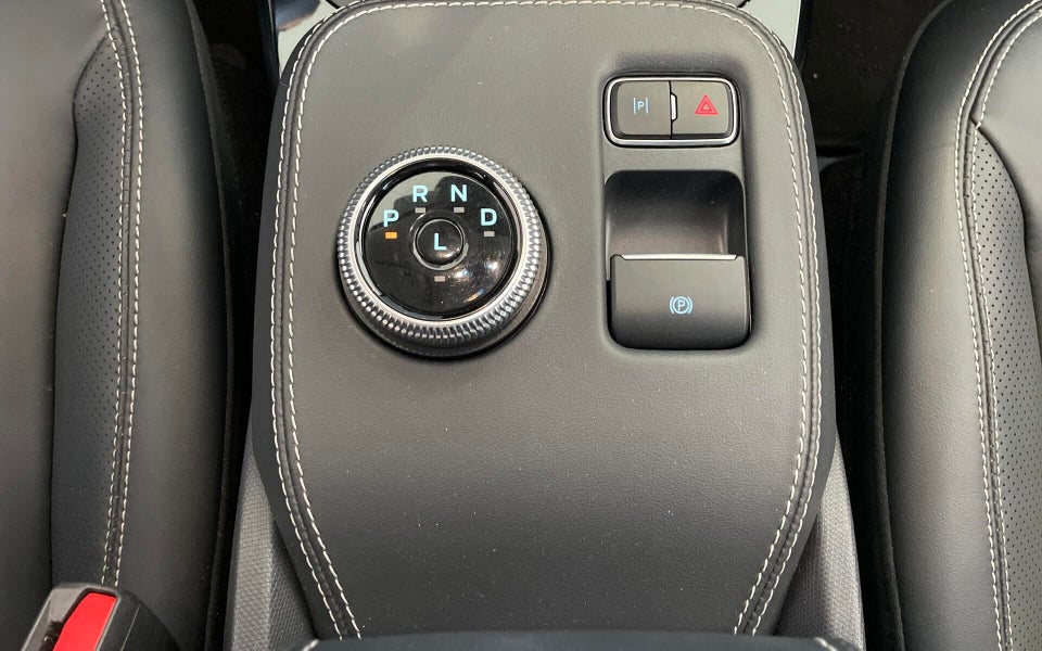 Ford Mustang Mach-E 70 Standard Range 5d