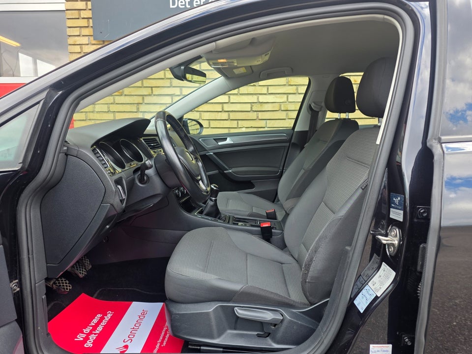 VW Golf VII 1,5 TSi 130 Comfortline Variant 5d