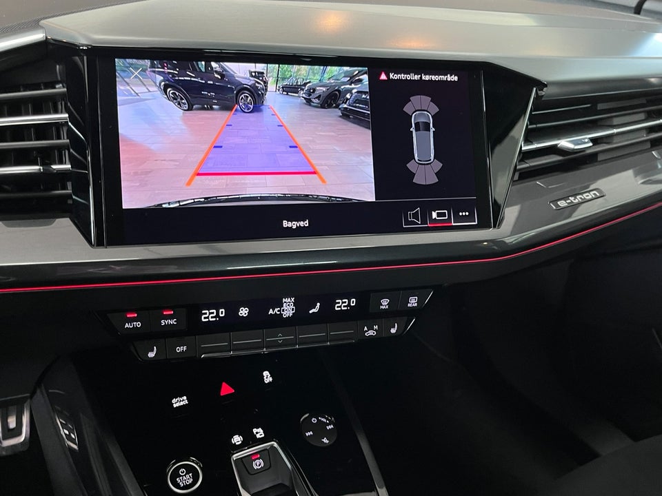 Audi Q4 e-tron 45 S-line quattro 5d