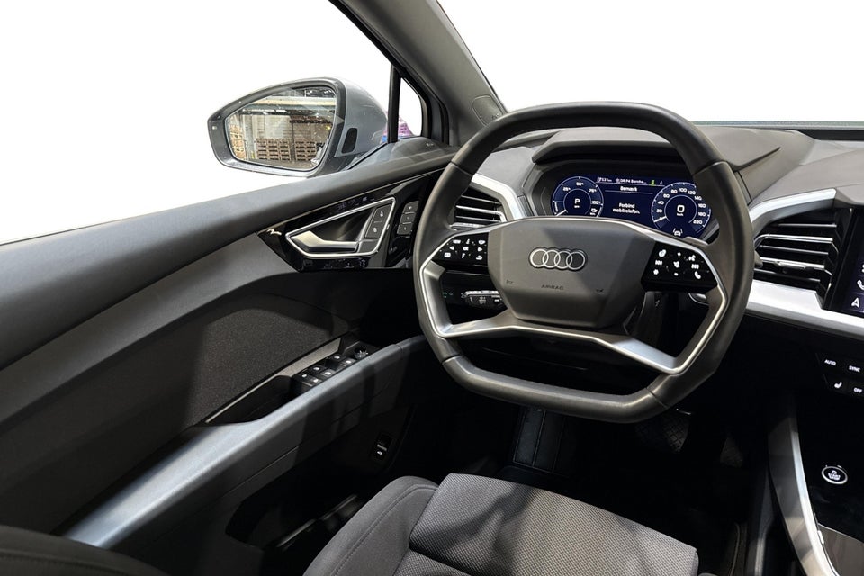 Audi Q4 e-tron 45 Progress 5d
