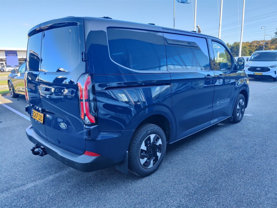 Ford E-Transit Custom 320S 64 Trend