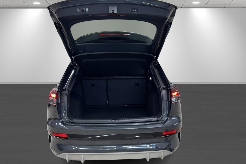 Audi Q4 e-tron performance 5d
