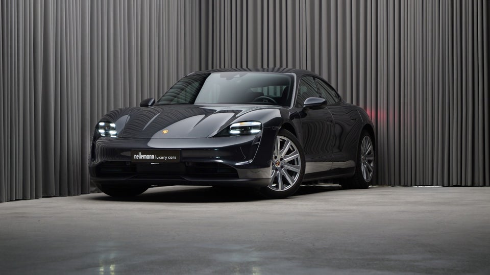 Porsche Taycan 4d