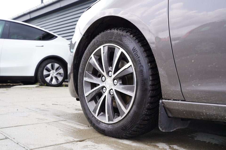 Peugeot 308 1,6 BlueHDi 120 Allure 5d