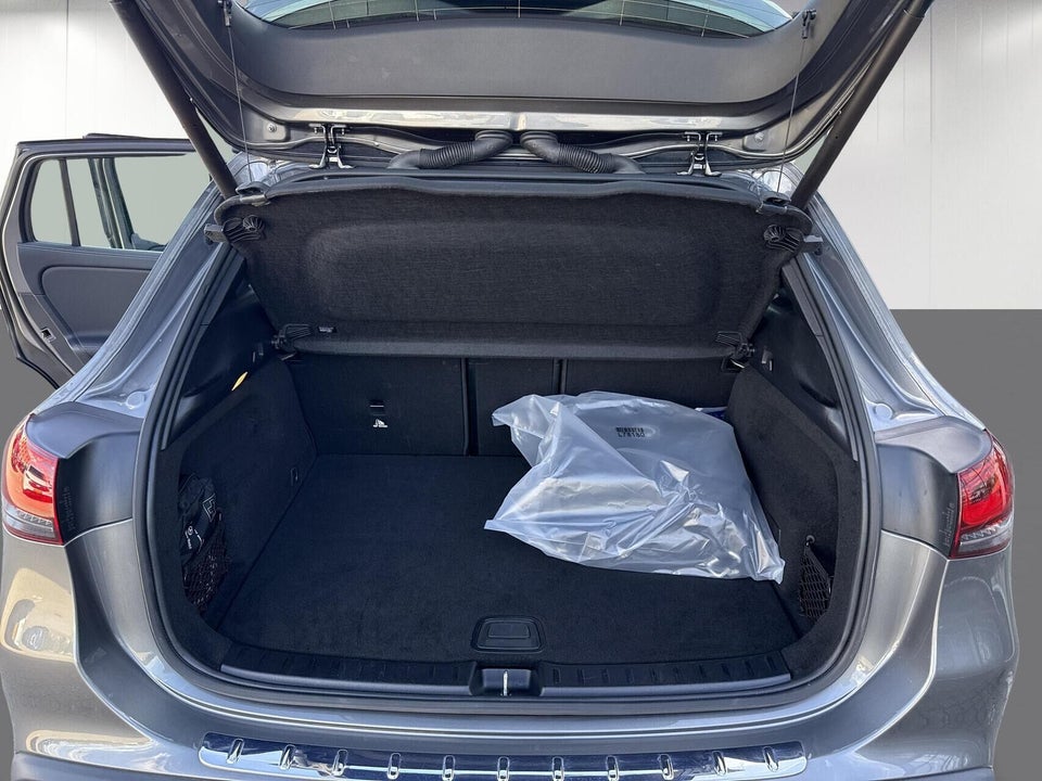 Mercedes EQA250 Progressive 5d