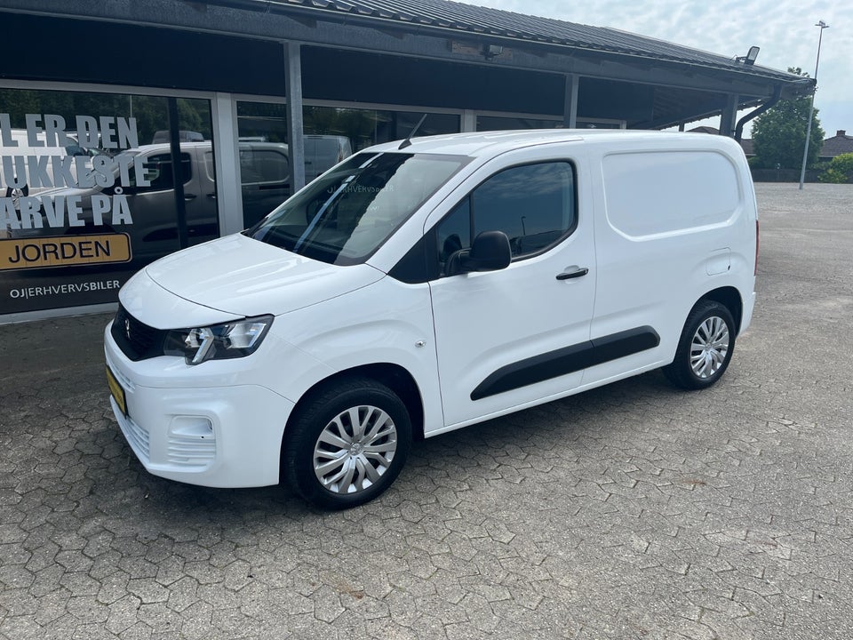 Peugeot Partner 1,5 BlueHDi 100 L1V1 Plus Van