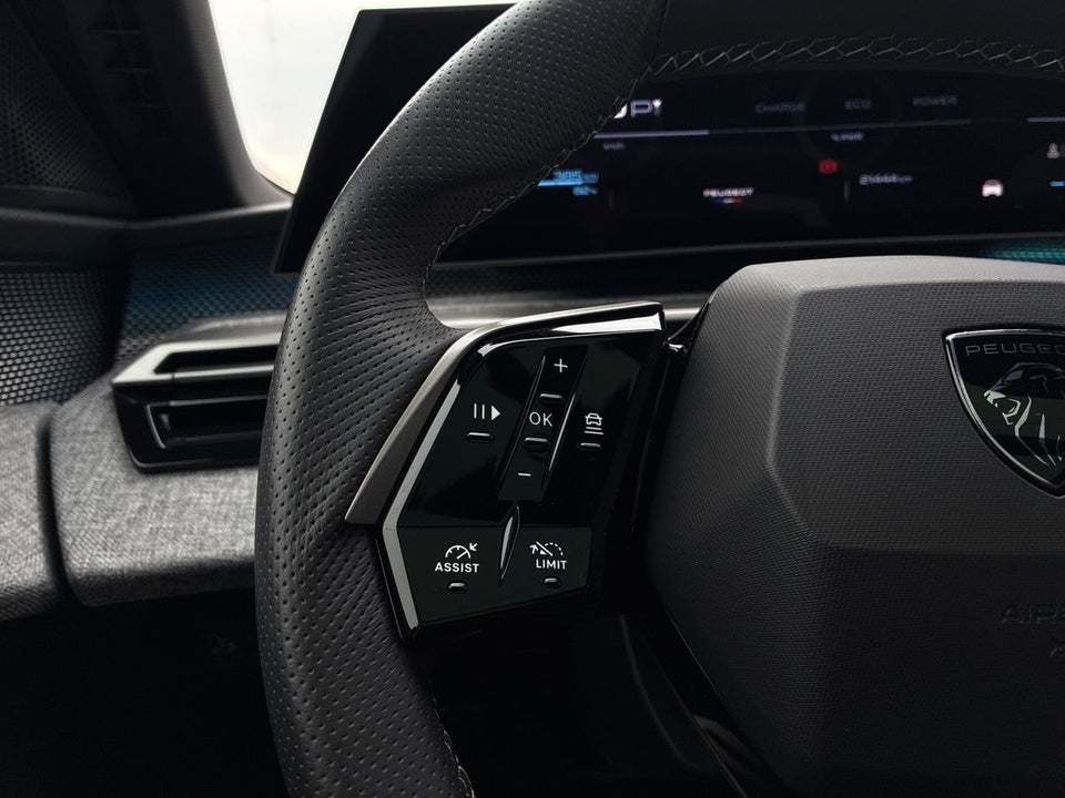 Peugeot e-5008 77 GT 7prs 5d