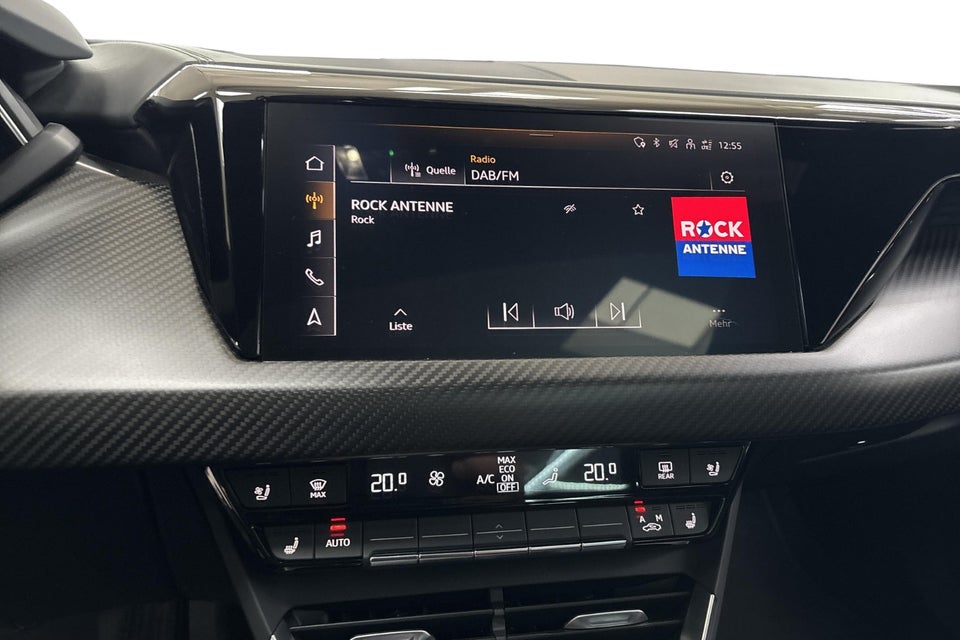 Audi e-tron GT pro quattro 4d
