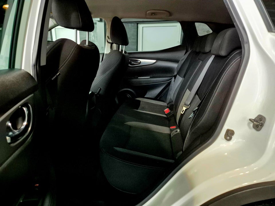 Nissan Qashqai 1,5 dCi 115 N-Connecta DCT 5d