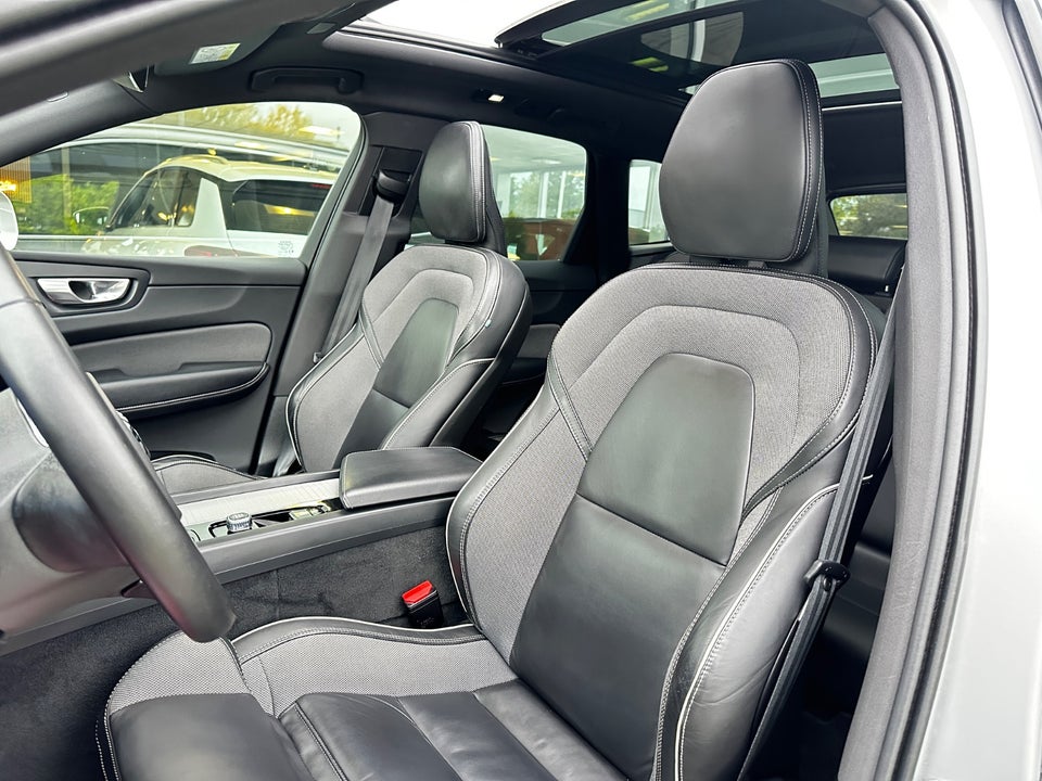 Volvo XC60 2,0 T6 ReCharge Ultimate Bright aut. AWD 5d