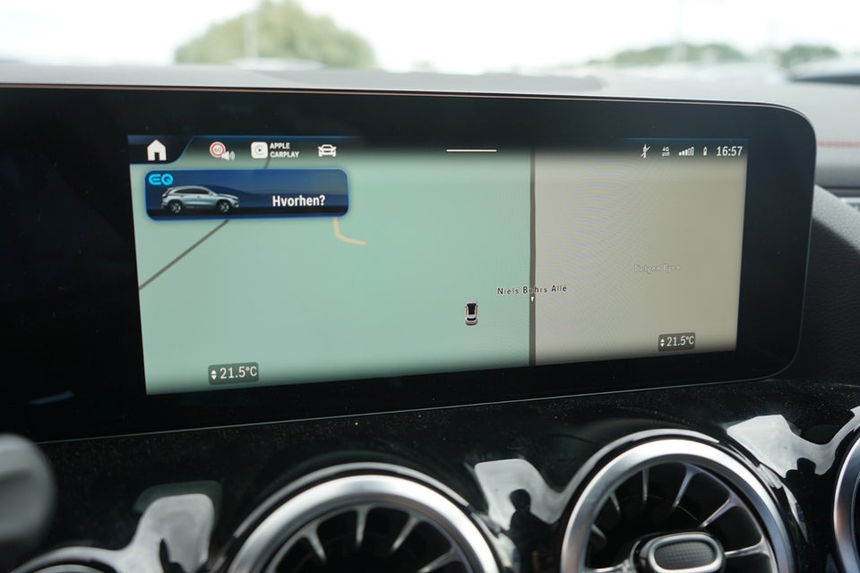 Mercedes EQA300 AMG Line 4Matic 5d