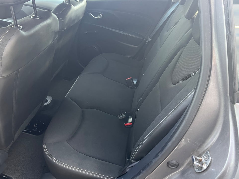 Renault Clio IV 1,5 dCi 75 Expression Sport Tourer 5d