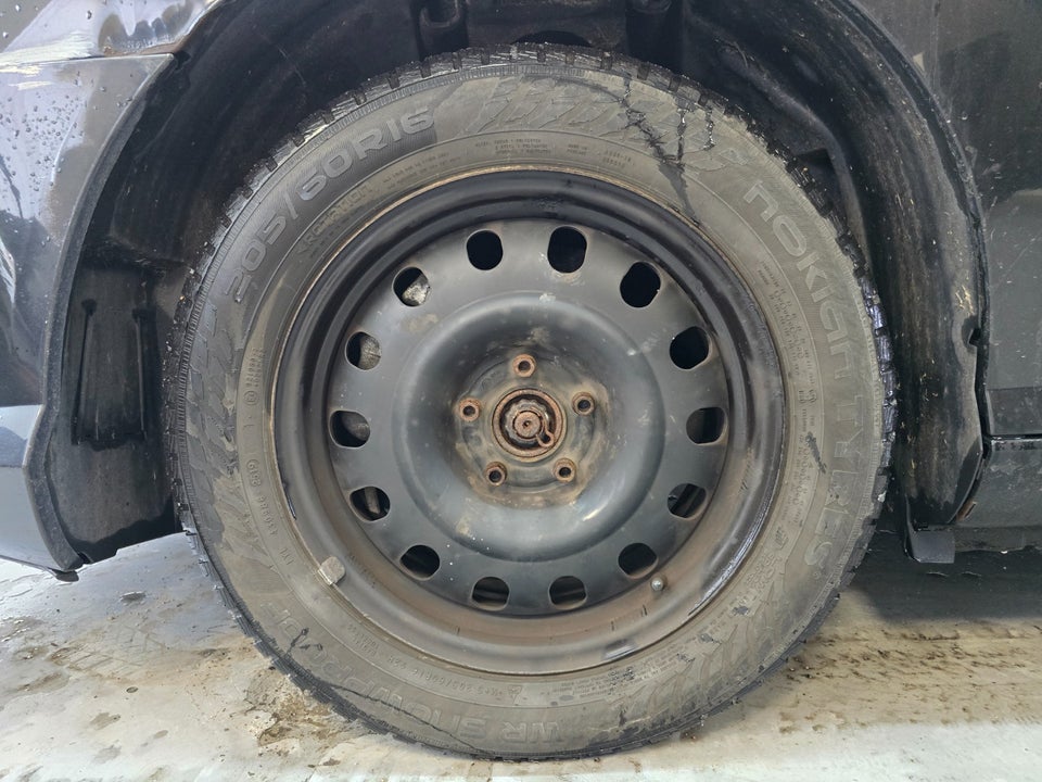 Peugeot 407 1,8 XR stc. 5d