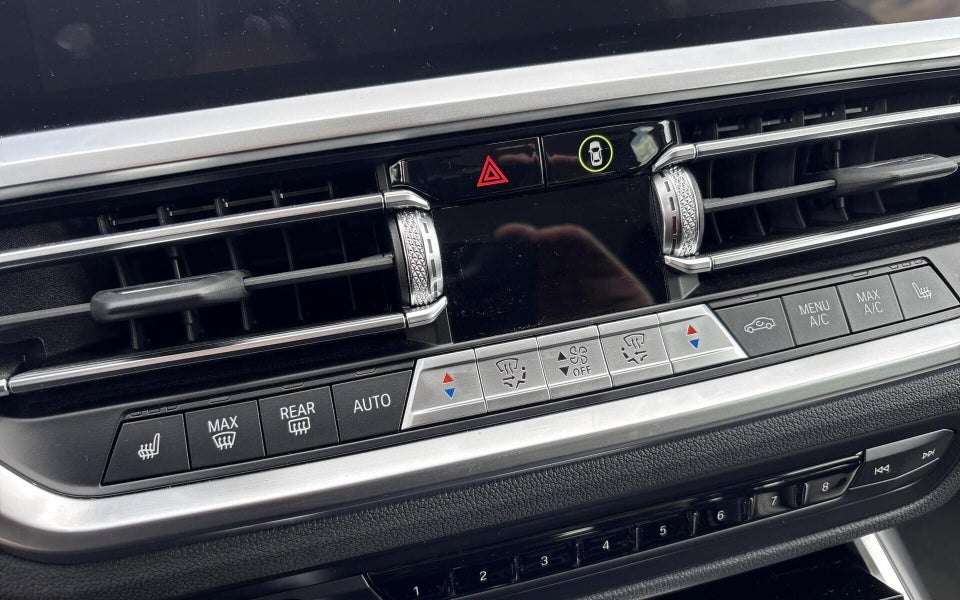 BMW 330e 2,0 Touring Sport Line aut. 5d