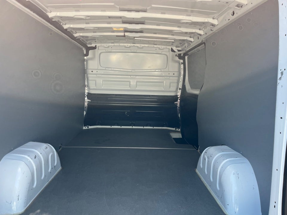 Renault Trafic 2,0 dCi 130 L2H1