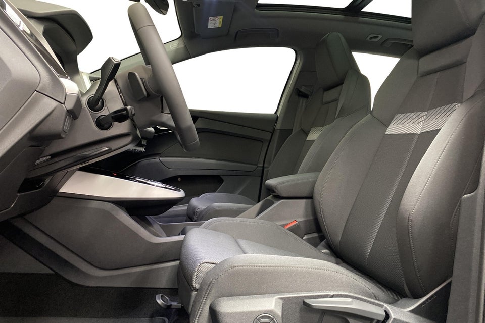 Audi Q4 e-tron 45 Progress 5d