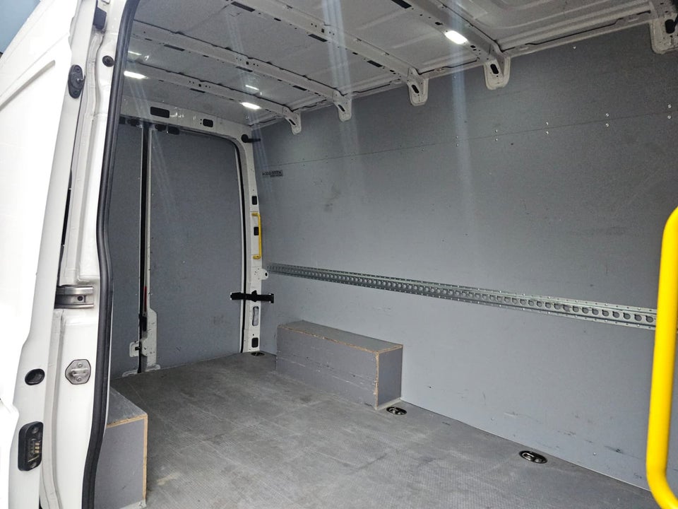 MAN TGE 2,0 2.180 Kassevogn L3H3 AWD