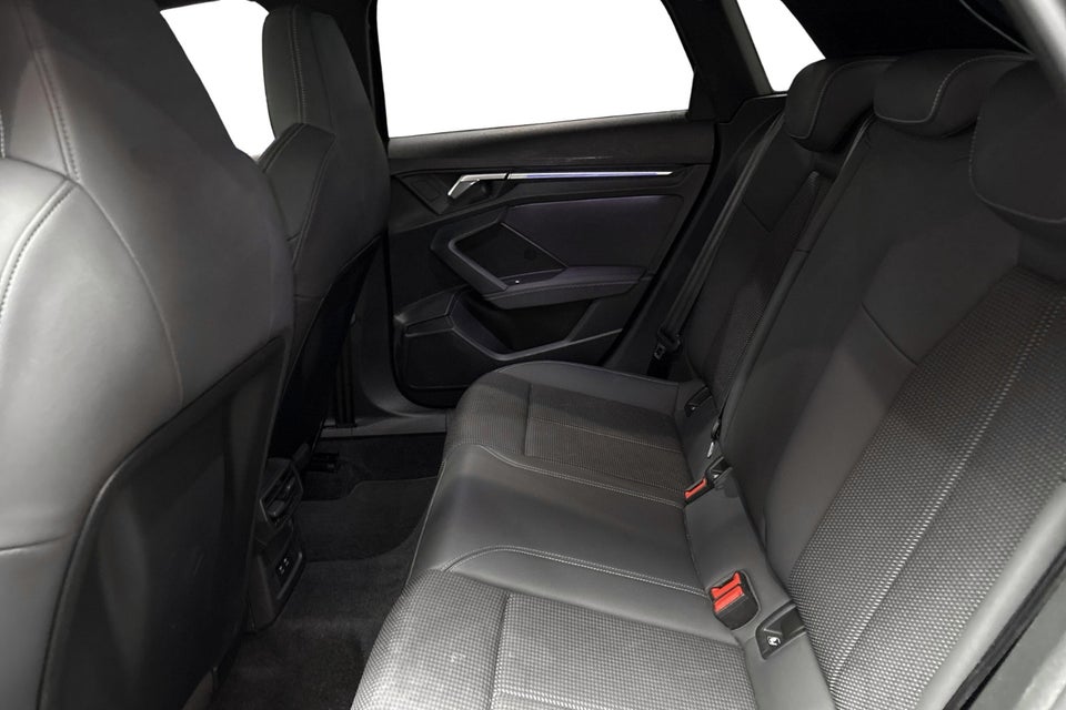 Audi A3 40 TFSi e S-line Sportback S-tr. 5d