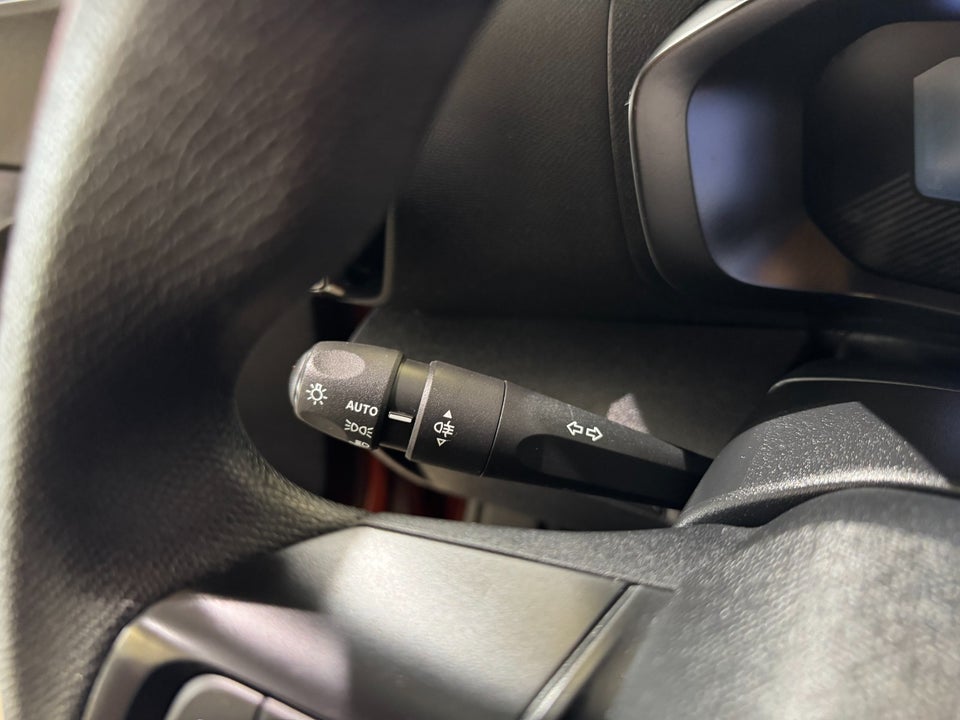 Citroën C4 1,2 PureTech 100 Live 5d