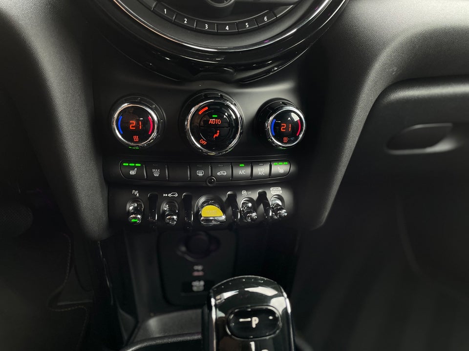 MINI Cooper SE Trim L 3d