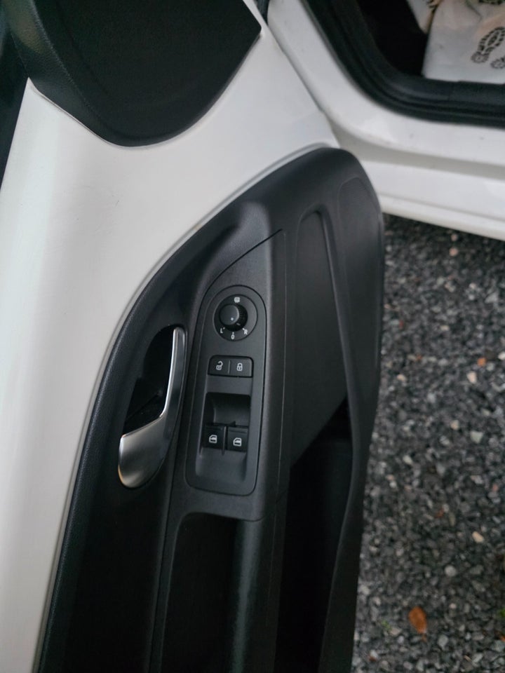 VW Up! 1,0 MPi 60 Move BMT 5d