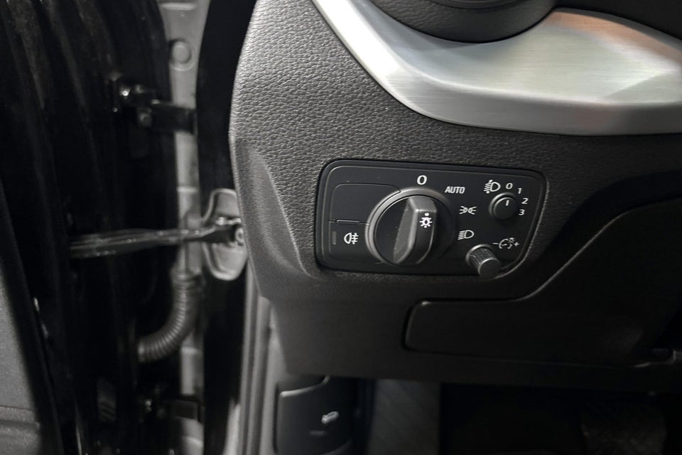 Audi Q2 35 TFSi Sport Prestige 5d