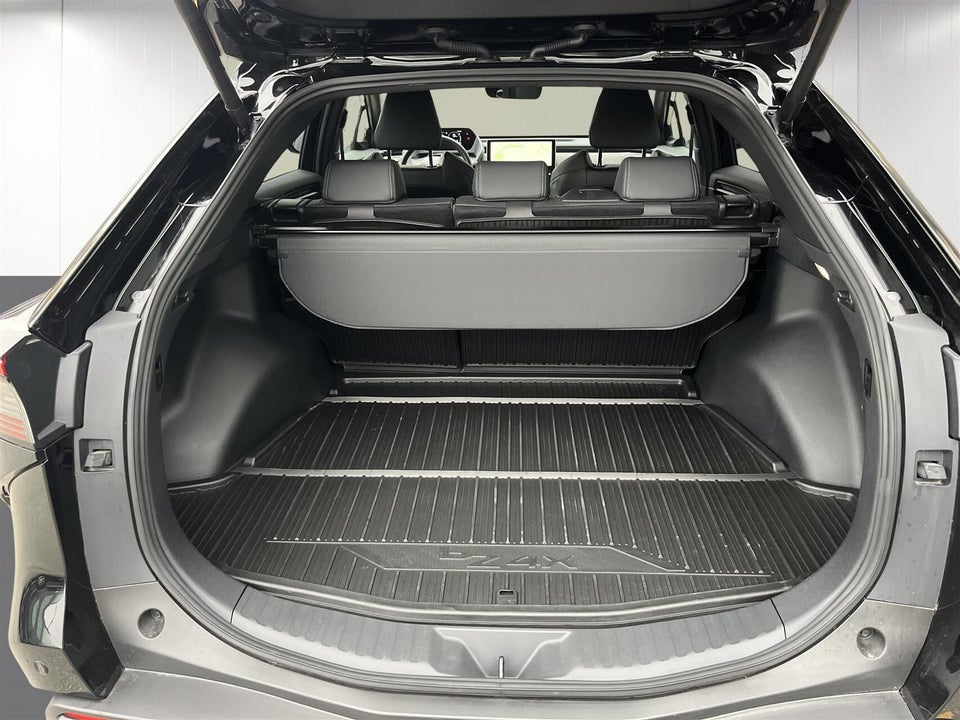 Toyota bZ4X Active 5d