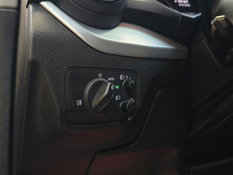 Audi Q2 1,4 TFSi 150 Sport S-tr. 5d