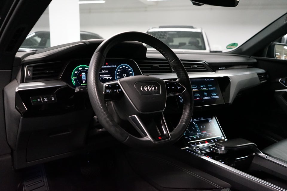 Audi e-tron 55 S-line quattro 5d