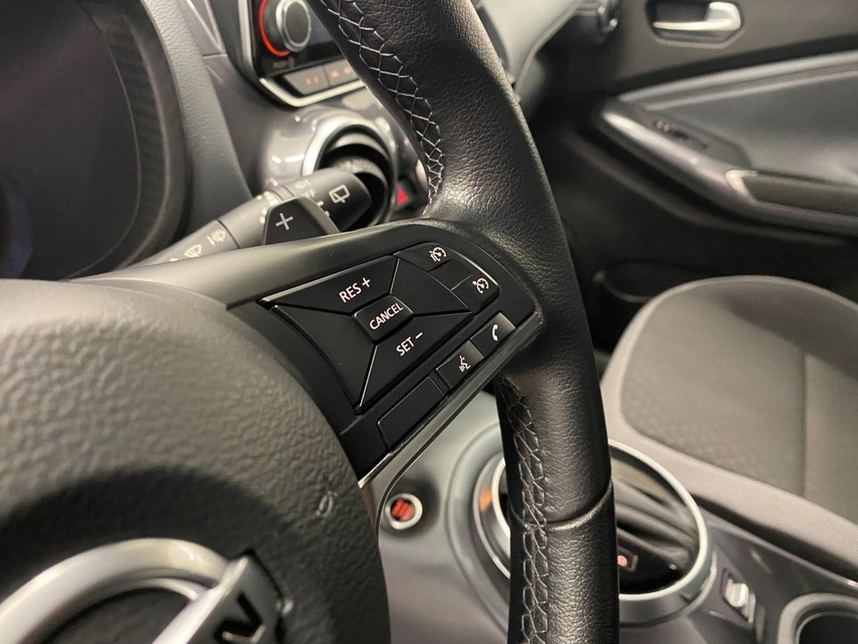 Nissan Juke 1,0 Dig-T 114 N-Connecta DCT 5d