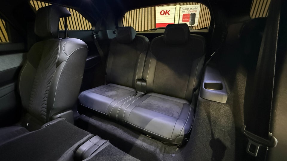 Peugeot e-5008 77 GT Pack AWD 7prs 5d