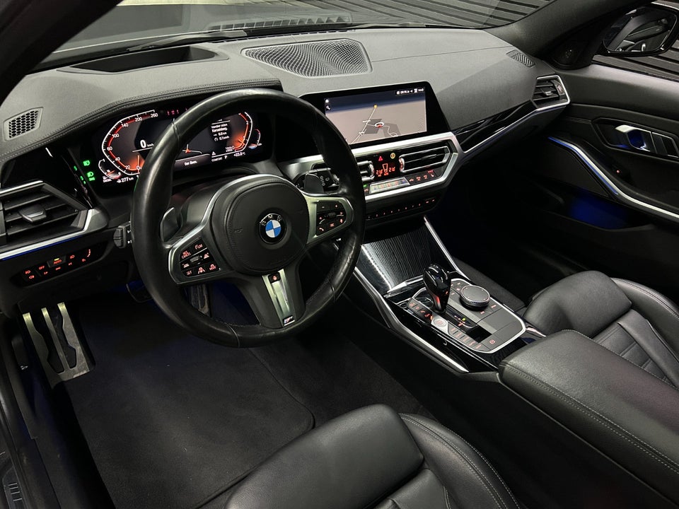 BMW 330d 3,0 Touring M-Sport xDrive aut. 5d