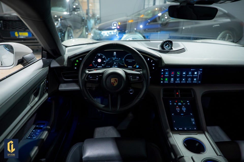 Porsche Taycan 4S Performance+ Cross Turismo 5d