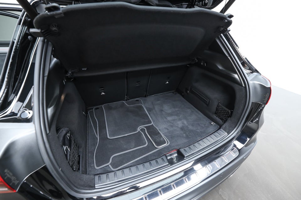 Mercedes GLA250 e 1,3 AMG Line aut. 5d