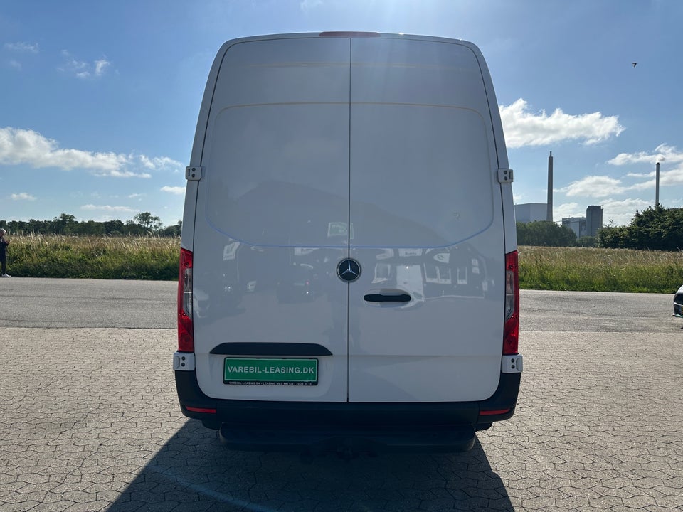 Mercedes Sprinter 317 2,0 CDi A3 Kassevogn RWD