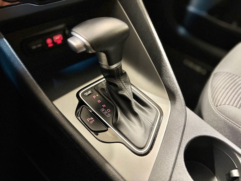 Kia Niro 1,6 HEV Comfort DCT 5d