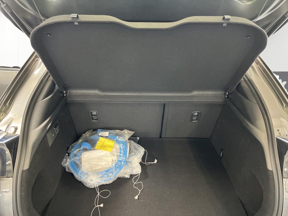 Mazda MX-30 0,8 e-SkyActiv R-EV Makoto 5d