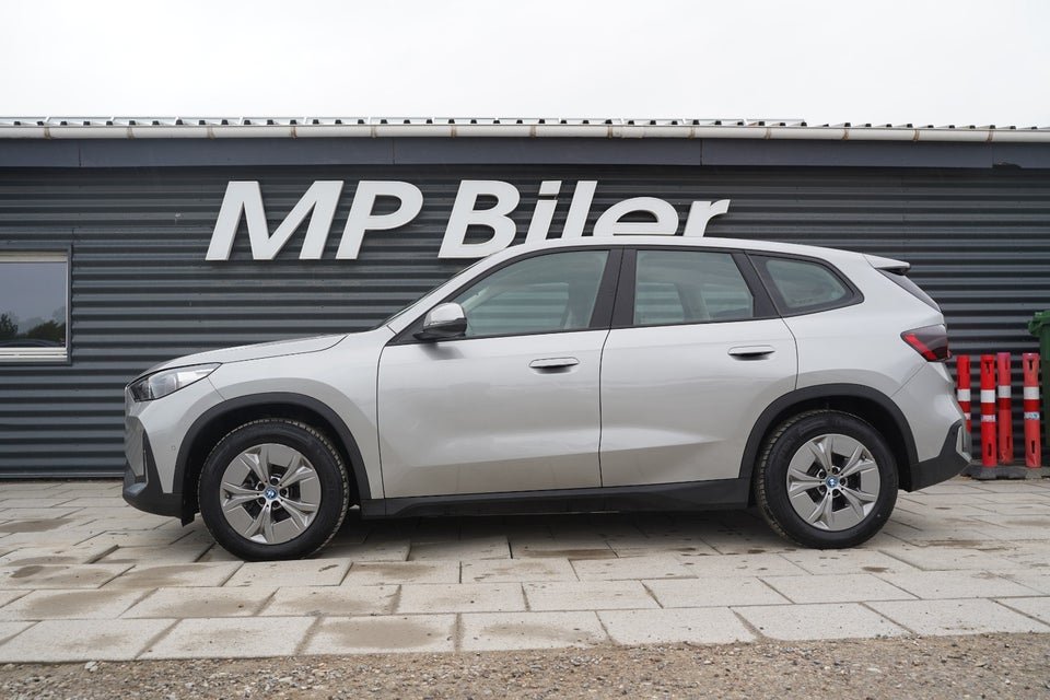 BMW iX1 xDrive30 5d