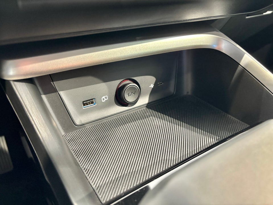 MG ZS 1,5 Hybrid+ Luxury 5d